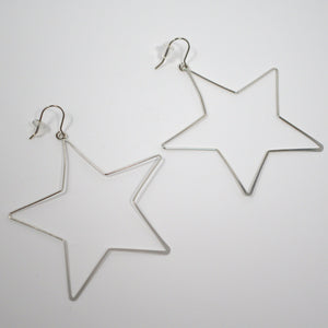 Star Shaped Lightweight Wire Dangle Drop Earrings